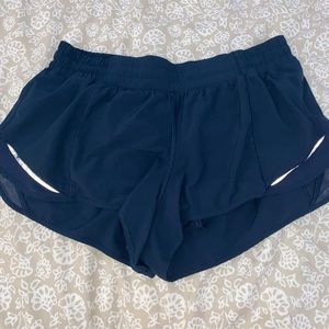 Hotty Hot Low-Rise Lined Short 2.5" Size 12 Navy